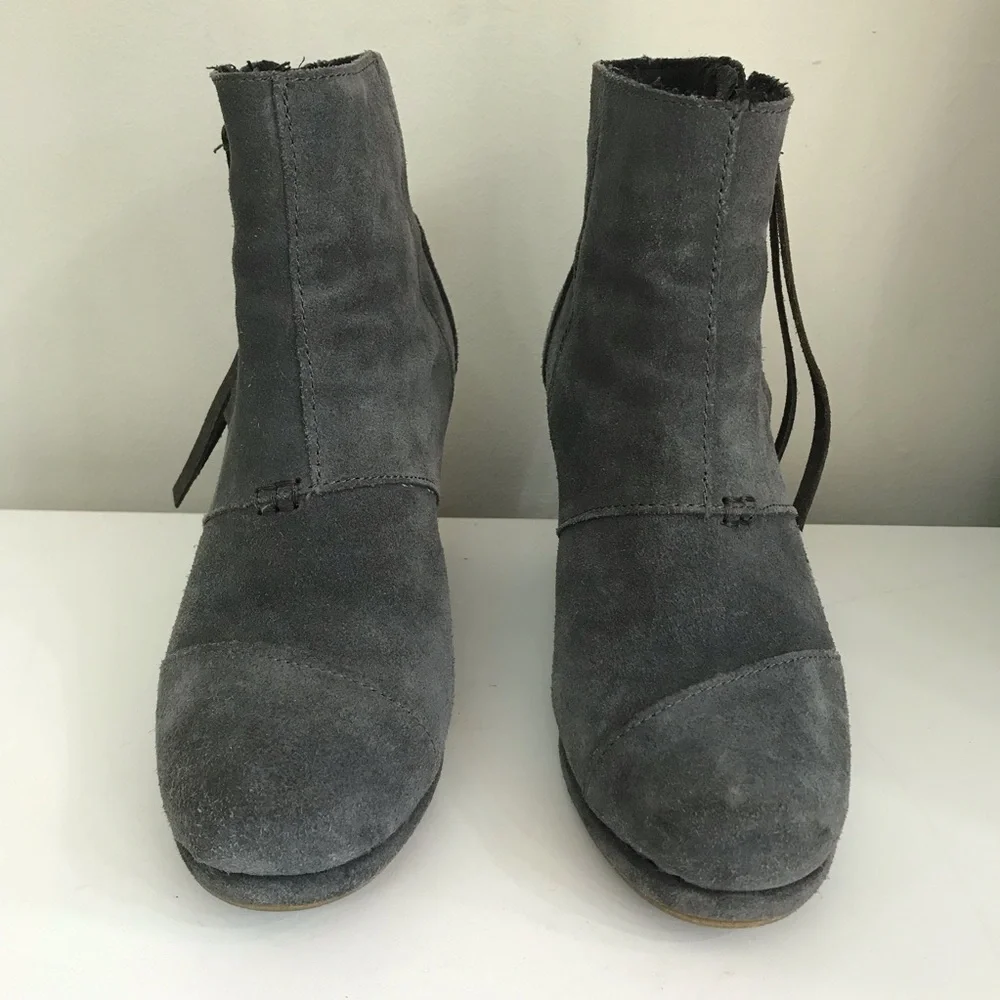 TOMS Desert Wedge Booties Gray - Picture 3 of 9